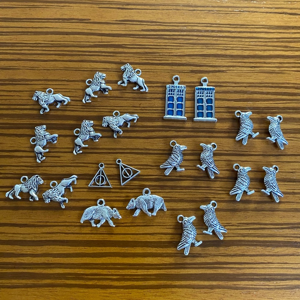 Misc Harry Potter and Dr. Who Charms Set